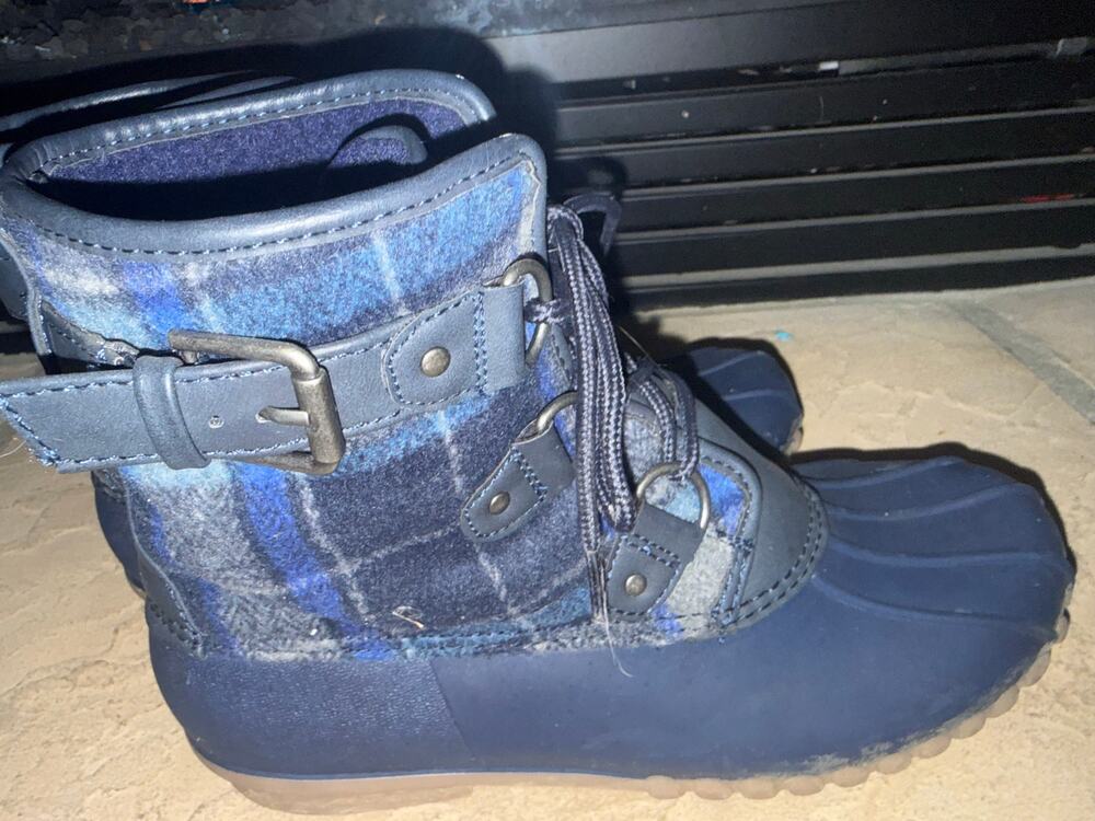 BareTraps Duck Boots - Size 7
